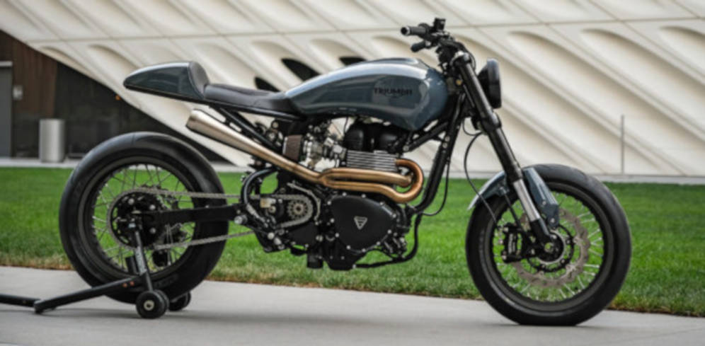 Triumph Scrambler Bergaya Pabrikan